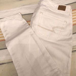 American Eagle white jeans skinny size 8